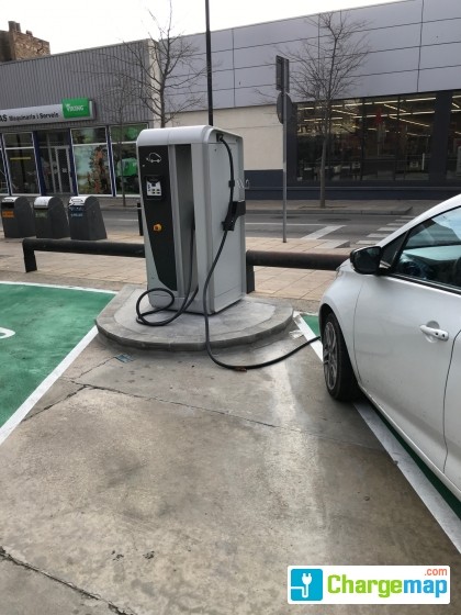 智能汽車充電樁設備介紹——新能源配套領跑者