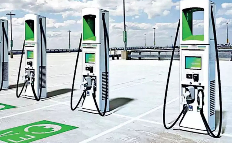 電動(dòng)汽車充電樁的安裝維護(hù)與經(jīng)濟(jì)效益分析